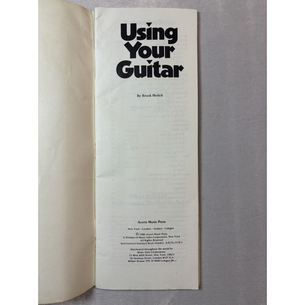 Using Your Guitar by Brook Heldick 1980 Acorn Music Press Guitar Guide - Picture 2 of 6